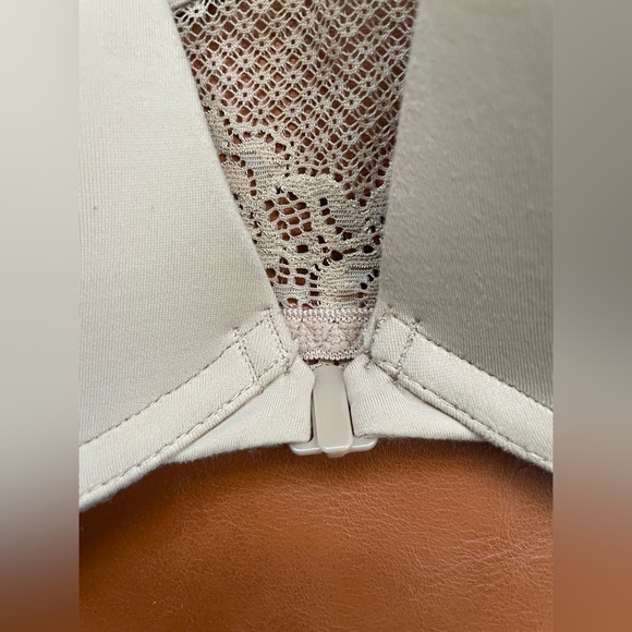 Maidenform Lace Racerback Bra - Picture 10 of 12